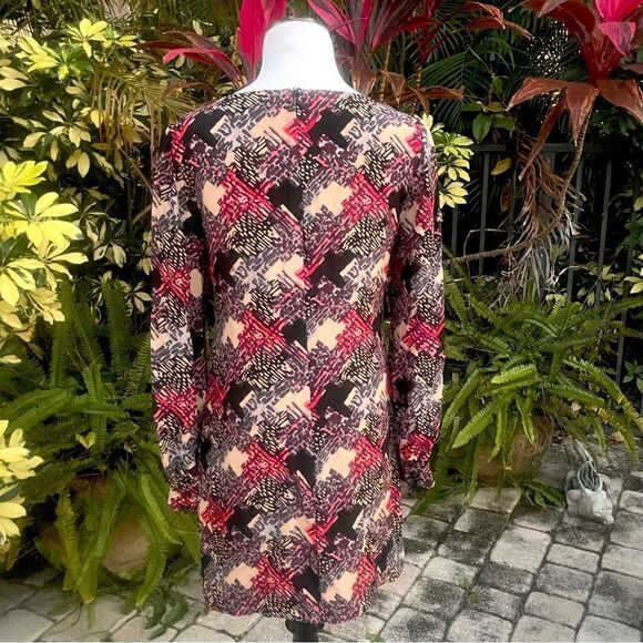 Trina Turk Laurie Jigsaw Dress - Picture 5 of 8